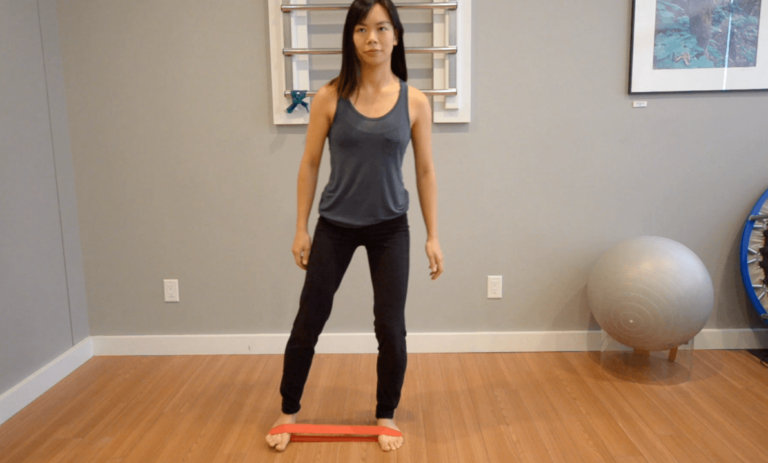 Low Back Strain Injuries – Lateral Band Walks