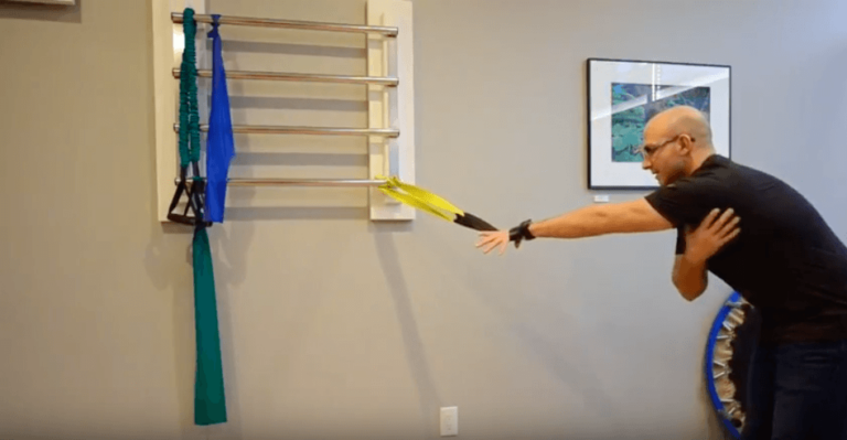 Shoulder & Back Pain / Dysfunction Prevention: Lat Stretch in Standing!